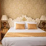 Hotel Otantik Shumen