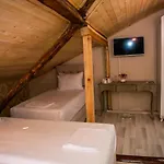 فندق Otantik 3*