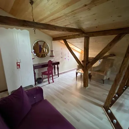 Otantik Hotel Szumen