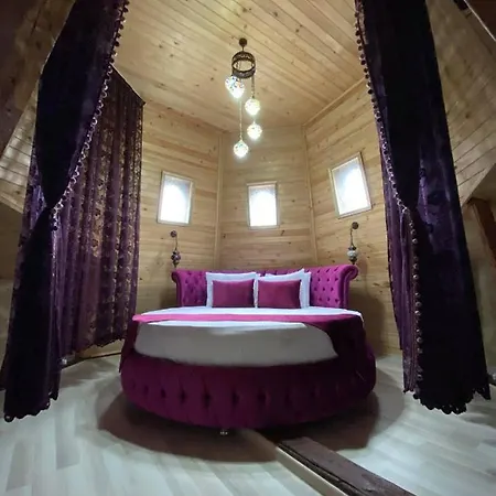 Otantik Hotel 3*