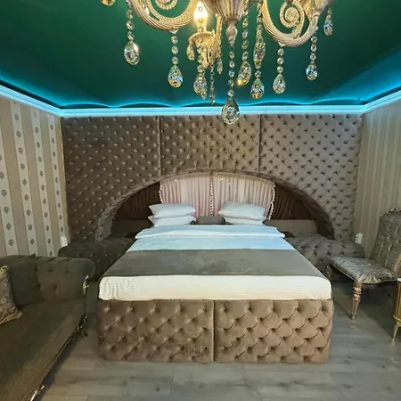 Otantik Hotel