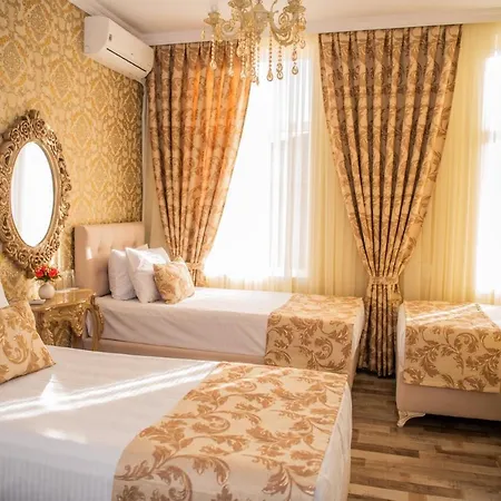 Hotel Otantik 3*