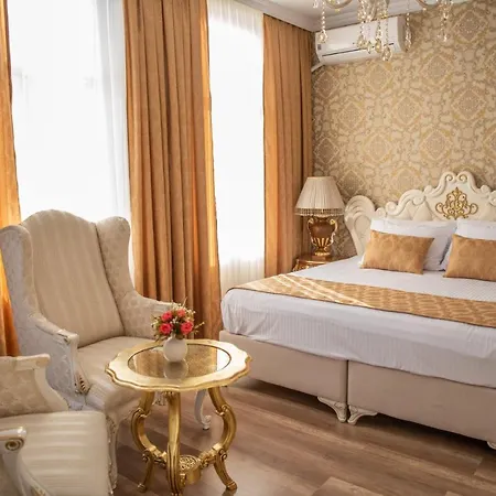 Hotel Otantik 3*