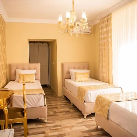Otantik Hotel Szumen