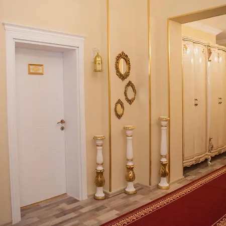 Hotel Otantik 3*