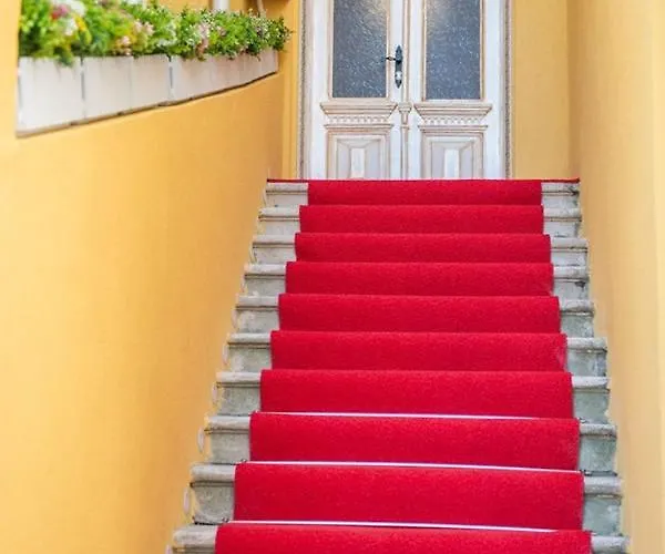 Hotel Otantik Sjoemen